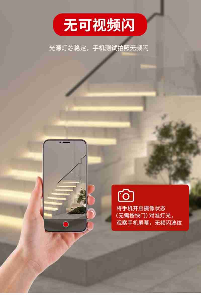 本届奖牌设计将侠客李白于山峦间的飘逸之姿,巧妙置于雕刻着细腻山峦纹理的底座之上。赛事组供图